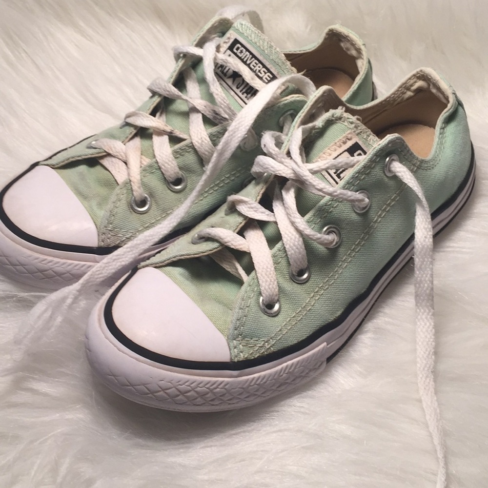 Girls converse Shoes